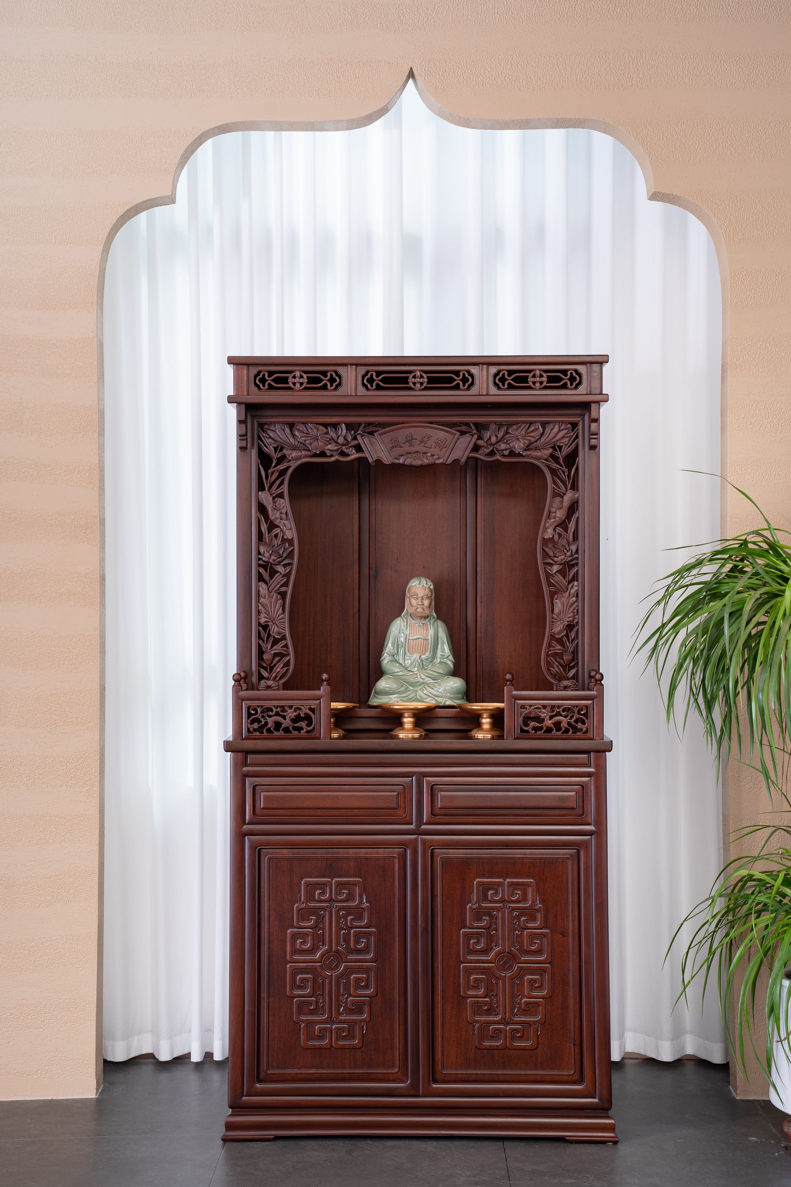 莲花妙境佛龛